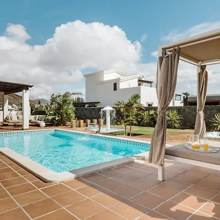 Marabu فيلة بلايا بلانكا